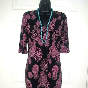 Old Navy Fuchsia and Black Dress